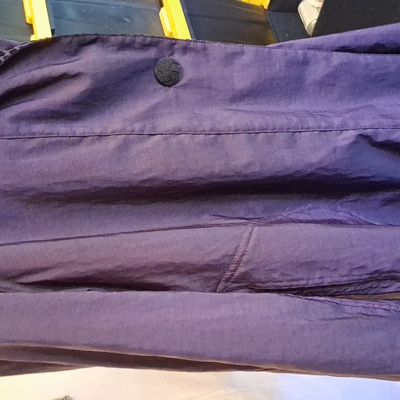 Mycra Pac Now Reversible Hooded Coat with Button Detail Size 2 - Picture 9 of 16